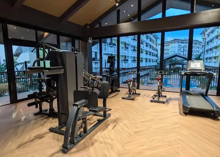Rest And Fly Luxurious Budget With Pool And Gym Hosted By Peter Isla de Mactán